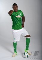 Fussball 1. Bundesliga, Saison 2012/2013, Werder Bremen: Assani Lukimya im exklusiven Pressefoto ULMER Fotoshooting