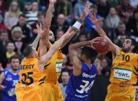 Basketball 1. Bundesliga 16/17 Hauptrunde: Walter Tigers Tuebingen - Science City Jena