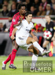 Fussball CHL, Leverkusen - Madrid, Zweikampf