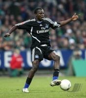 Fussball 1. Bundesliga: HSV, ATOUBA Einzelaktion