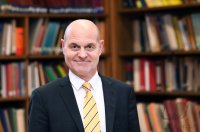 Prof. Dr. Peter Kremsner (Direktor Institut fuer Tropenmedizin UKT Tuebingen)