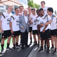 Fusball FIFA 77. Blue Stars 2015 / FIFA Youth Cup