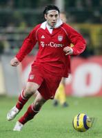 Fussball 1. Bundesliga: Bayern, PIZARRO Einzelaktion am Ball