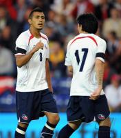 FUSSBALL, INTERNATIONAL, Chile: VIDAL und MEDEL