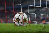 Fussball CHL&Acirc;&nbsp; Saison 12/13:  Adidas CHL Ball im Netz