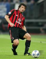 Fussball International UCL: Mailand, KALADZE Einzelaktion am Ball