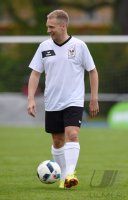 Fussball / Promi-Benefizfussballspiel in Tuebingen