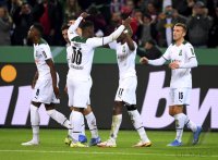 Fussball DFB Pokal 2. Runde 21/22: 1. FC Kaiserslautern - Borussia Moenchengladbach