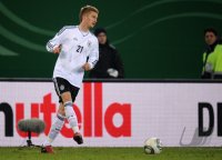 FUSSBALL INTERNATIONAL: Deutschland, REUS am Ball