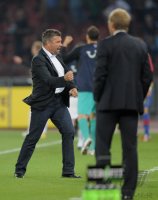 FUSSBALL INTERNATIONAL: Trainer Urs  Fischer( FC Zuerich) und Trainer Thorsten Fink  (FC Basel)
