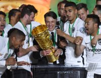 Fussball DFB Pokalendspiel 17/18: JUBEL Pokalsieger Eintracht Frankfurt