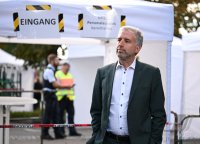 Gegendemo zum Streitgespraech OB Palmer und AfD Landesvorsitzender Frohnmaier in Tuebingen