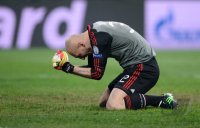 FUSSBALL INTERNATIONAL CHL ACHTELFINALE 12/13: Torwart Christian Abbiati (AC Mailand)