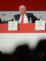 Fussball 1. Bundesliga : Jahreshauptversammlung FC Bayern Muenchen