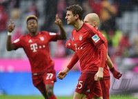 Fussball 1. Bundesliga Saison 15/16: JUBEL FC Bayern Muenchen