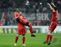 Fussball JUBEL FC Bayern Muenchen; SCHWEINSTEIGER und BRAAFHEID