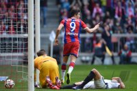 Fussball 1. Bundesliga Saison 14/15: FC Bayern Muenchen - Eintracht Frankfurt