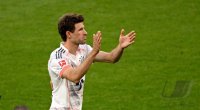Fussball 1. Bundesliga 24/25: FC Bayern Fans verabschieden Thomas Mueller mit einer Choreo