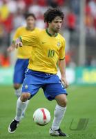 Fussball International: Brasilien, DIEGO Einzelaktion am Ball