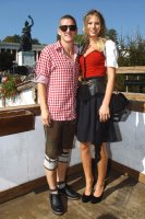 FUSSBALL 1. BUNDESLIGA: Bastian Schweinsteiger mit Freundin Sarah Brandner (FC Bayern Muenchen)