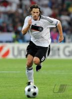 FUSSBALL EURO 2008: Deutschland, FRINGS am Ball