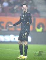 Fussball 1. Bundesliga Saison 21/22: FC Augsburg - FC Bayern Muenchen