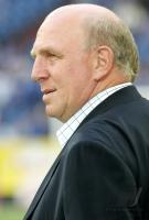 Fussball 1. Bundesliga: Berlin, HOENESS