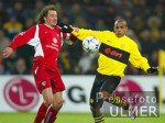 Fussball 1. Bundesliga: Dortmund - Kaiserslautern, Zweikampf