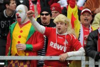 Fussball 1. Bundesliga, Saison 2011/2012:  Koeln Fans in Faschings Kostuemen