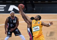 Basketball 1. Bundesliga 14/15 Hauptrunde:  Walter Tigers Tuebingen - Telekom Baskets Bonn