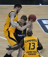 Basketball 1. Bundesliga 2011/2012:  Walter Tigers Tuebingen - Alba Berlin