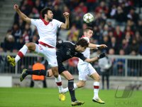 Fussball CHL&Atilde; Saison 12/13:  Marko Basa (li, LOSC Lille) gegen Javi , Javier Martinez (FC Bayern Muenchen) und Mathieu Debuchy (LOSC Lille)