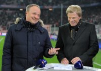 FUSSBALL INTERNATIONAL CHL ACHTELFINALE 12/13: FC Bayern Muenchen - FC Arsenal London