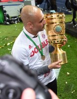 Fussball DFB Pokalendspiel 15/16: FC Bayern Muenchen - Borussia Dortmund