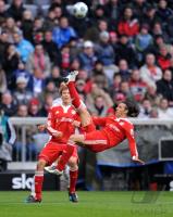 Fussball 1. Bundesliga : Martin Demichelis dahinter Holger Badstuber (FCB)