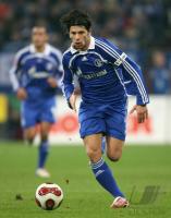 Fussball 1. Bundesliga: Schalke, KOBIASHVILI Einzelaktion