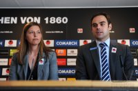 2. Fussball Bundesliga: 1860 Muenchen praesentiert den Trikotsponsor Uhlsport