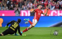 Fussball 1. Bundesliga Saison 2016/2017: FC Bayern Muenchen - Borussia Dortmund