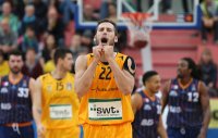 Basketball 1. Bundesliga 15/16 Hauptrunde: Walter Tigers Tuebingen - Eisbaeren Bremerhaven