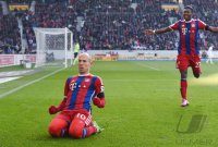 Fussball 1. Bundesliga Saison 14/15: JUBEL Arjen Robben (FC Bayern Muenchen)