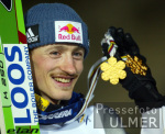 Malysz mit seinen Goldmedaillen