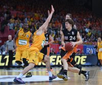 Basketball 1. Bundesliga 14/15 Hauptrunde:  Walter Tigers Tuebingen - ratiopharm Ulm