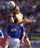 Zweikampf: Hansa Rsotock - Borussia Dortmund