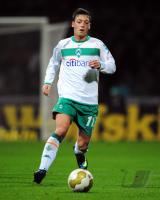 FUSSBALL 1. BUNDESLIGA: Bremen, OEZIL Einzelaktion