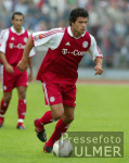 FUSSBALL  FC Bayern Muenchen Michael Ballack  (FCB) am Ball