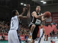 Basketball  1. Bundesliga  10/11   Walter Tigers Tuebingen - New Yorker Phantoms Braunschweig