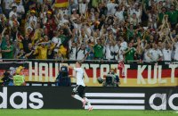 Fussball International Europameisterschaft 2012: Daenemark - Deutschland