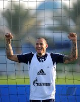 Fussball 1. Bundesliga 11/12: FC Schalke Training in Doha