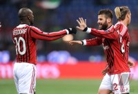 FUSSBALL SERIE A: JUBEL Clarence Seedorf (li.) mit Antonio Nocerino (AC Mailand)