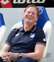 Fussball 1. Bundesliga Saison 15/16: TSG 1899 Hoffenheim - FC Bayern Muenchen